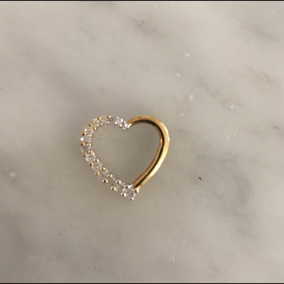 Jewelry - DIAMOND HEART 10K GOLD PENDANT